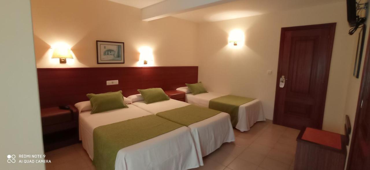 Hotel Siroco Portonovo Eksteriør billede